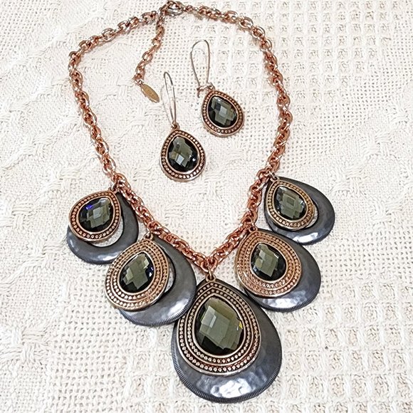 St Thomas Copper Gray Teardrop Rhinestone Statement Necklace Earrings Set - Picture 2 of 11